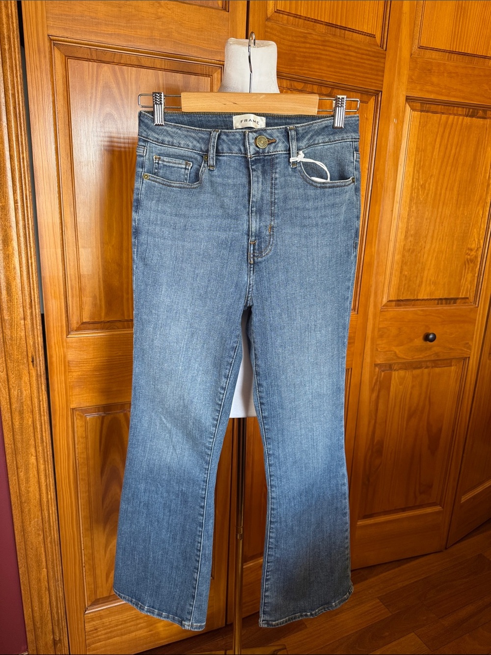 Frame LE Crop Mini Boot Denim Light Blue Jeans